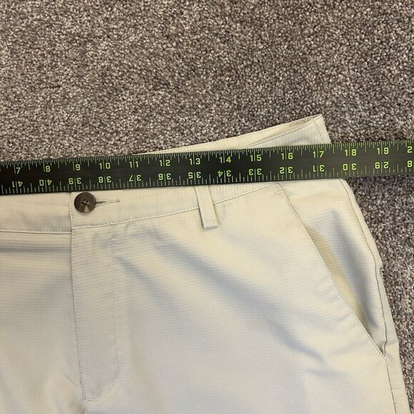 adidas Men's Chino Shorts 11" Inseam Ivory Climacool Pockets Belt Loops Size 32 - Picture 12 of 16